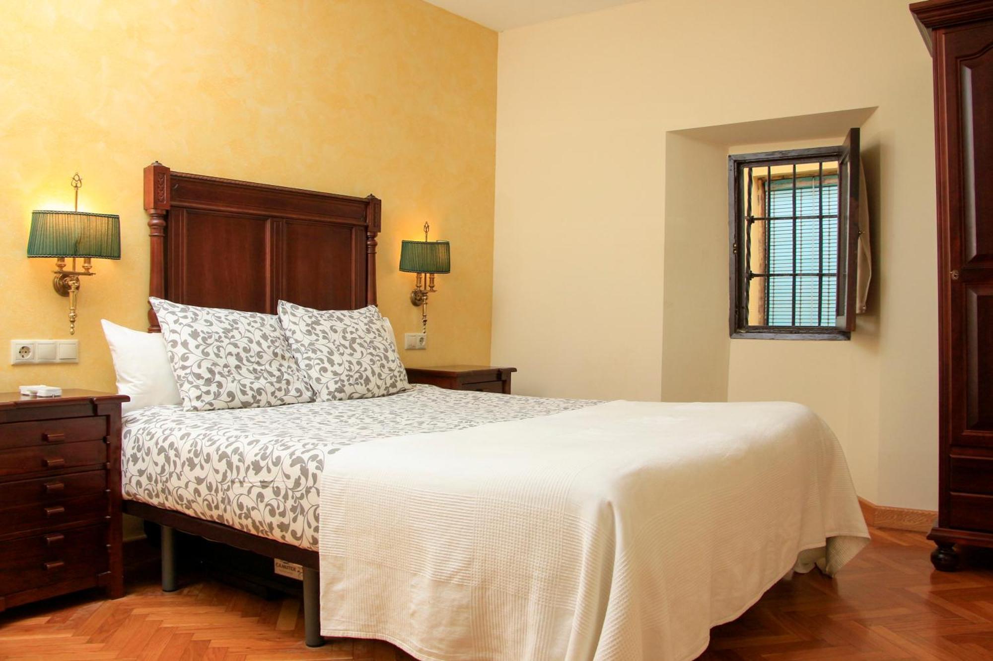 Apartamentos Medina Qurtuba Кордоба Екстериор снимка
