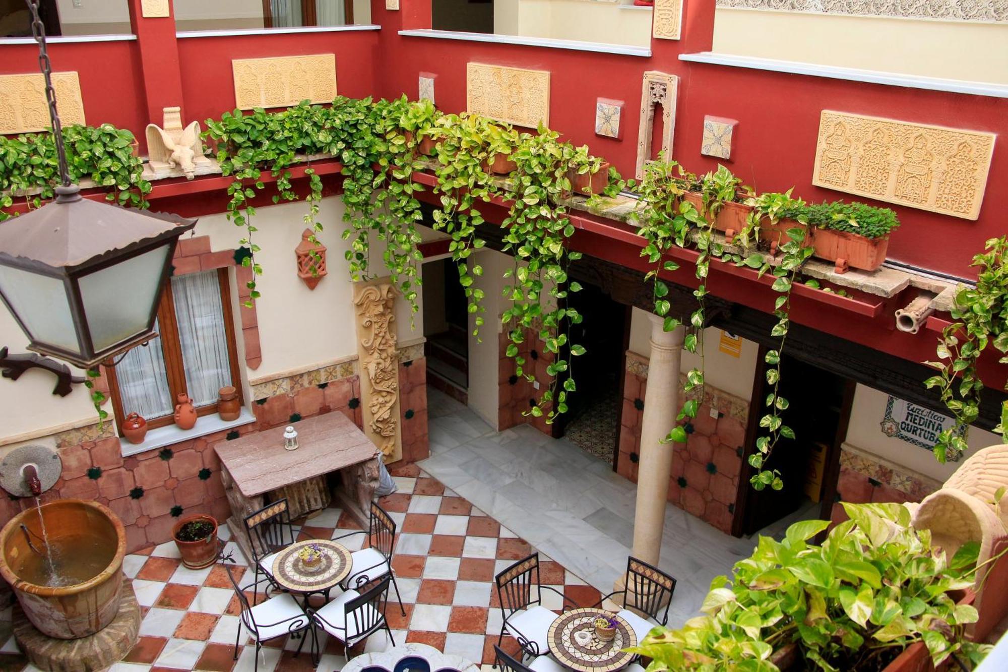 Apartamentos Medina Qurtuba Кордоба Екстериор снимка